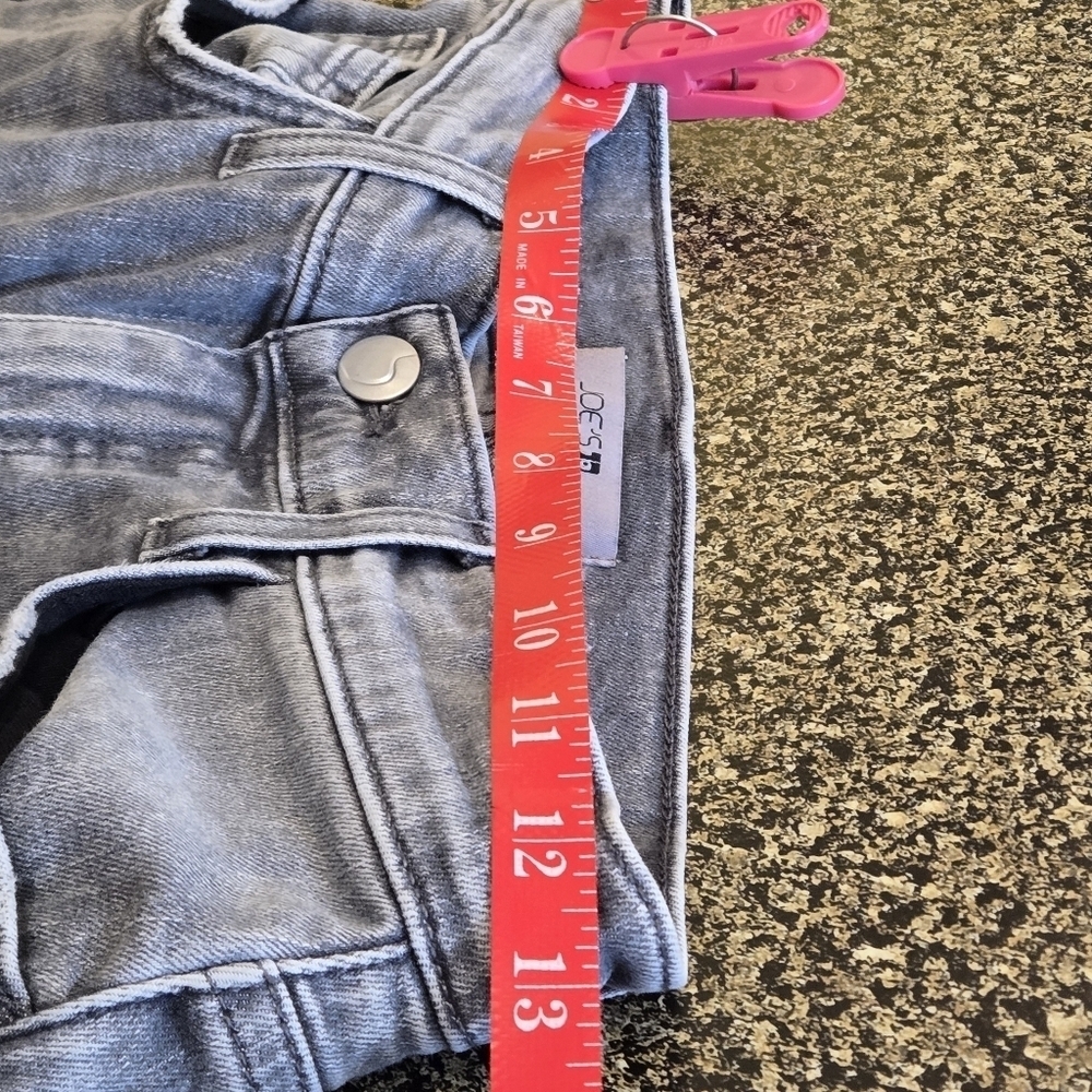 Joe's Jeans Washed-Out Gray Straight Leg Classic Fit โ Women's Size 25 - Picture 9 of 14